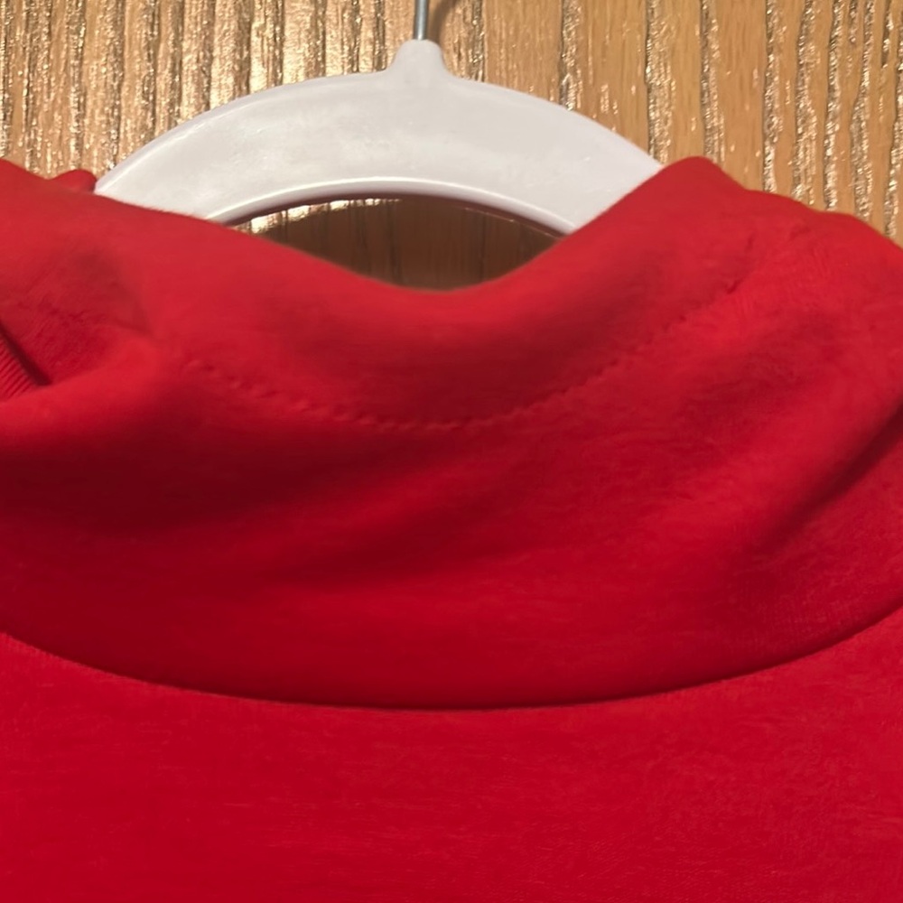 Nike Red Long Sleeve Top - Picture 2 of 12